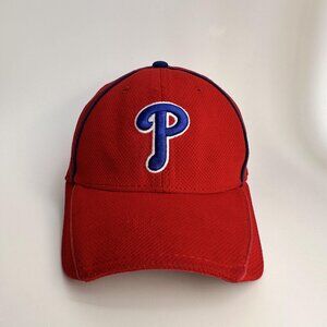 Vintage Philadelphia Phillies MLB New Era Baseball Hat 39Thirty Fitted Cap M / L